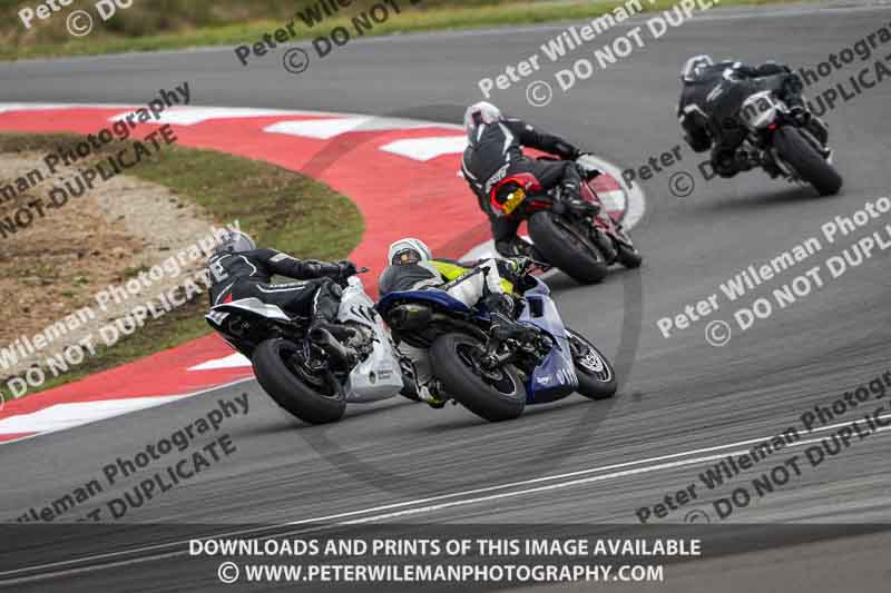 cadwell no limits trackday;cadwell park;cadwell park photographs;cadwell trackday photographs;enduro digital images;event digital images;eventdigitalimages;navarra;no limits trackdays;peter wileman photography;racing digital images;trackday digital images;trackday photos